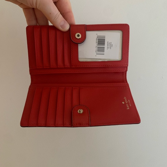 kate spade matching wallet and crossbody-optional bag in hot chili red - Picture 5 of 9